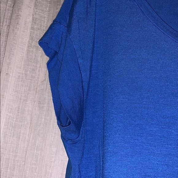 Blue Gap Shirt - Picture 3 of 3